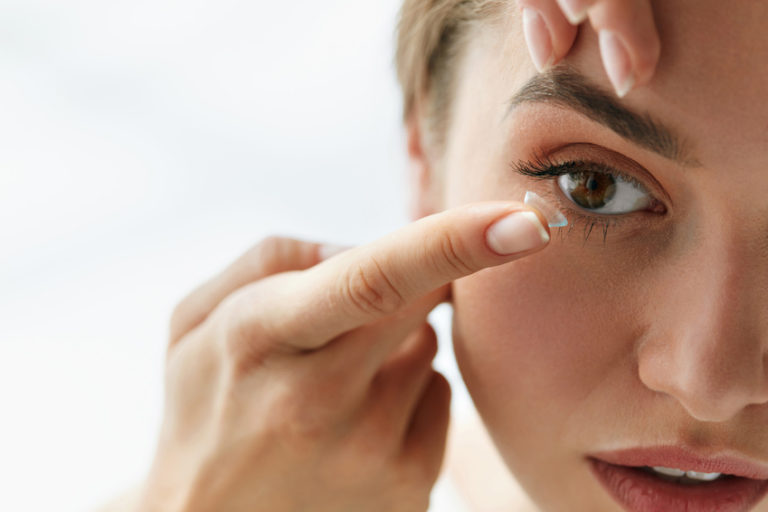 Orthokératologie Lentilles de nuit contre la myopie Ophtalmo Osny